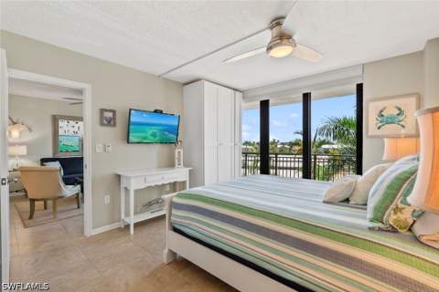 180 Seaview Ct 314, Marco Island FL - photo 12 of 41
