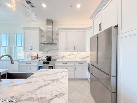 6573 Dominica Dr 202, Naples FL - photo 11 of 33
