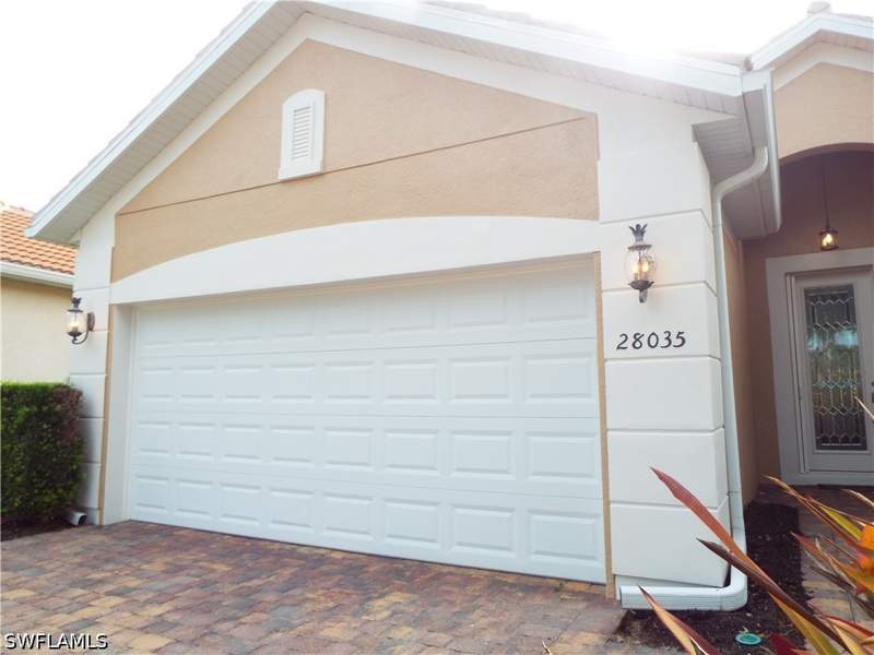 4 bedroom SingleFamilyResidence at 28035 Pisces Ln, Village Walk Of Bonita Springs, Bonita Springs — photo 2