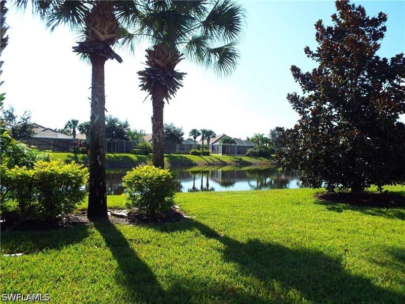 4 bedroom SingleFamilyResidence at 28035 Pisces Ln, Village Walk Of Bonita Springs, Bonita Springs — photo 4