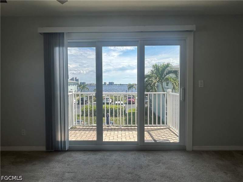 1 bedroom Condominium at 3338 N Key Dr 4, Palms At Waters Edge, North Fort Myers — photo 2