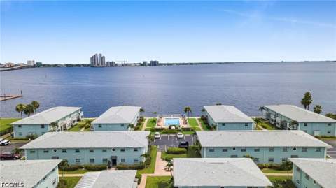 3338 N Key Dr 4, North Fort Myers FL - photo 24 of 40