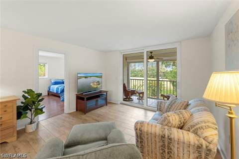 499 Forest Lakes Blvd 201, Naples FL - photo 10 of 30
