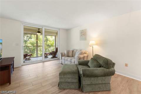 499 Forest Lakes Blvd 201, Naples FL - photo 13 of 30