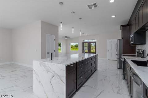 2523 69th St W, Lehigh Acres FL - photo 10 of 31