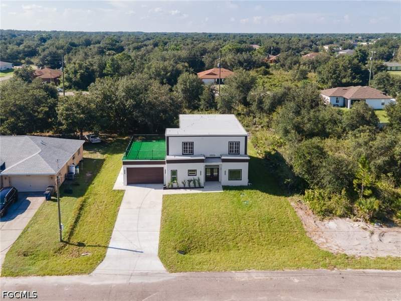 4 bedroom SingleFamilyResidence at 2523 69th St W, Lehigh Acres, Lehigh Acres — photo 2