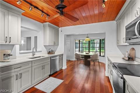 3209 W Riverside Dr, Fort Myers FL - photo 15 of 50