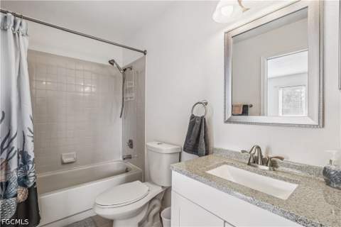 6394 Royal Woods Dr, Fort Myers FL - photo 10 of 19