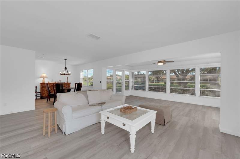 2 bedroom Attached at 5584 Buring Ct, Whiskey Creek Village Green, Fort Myers — photo 5
