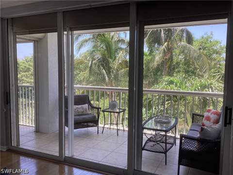 6573 Marissa Loop 202, Naples FL - photo 12 of 41