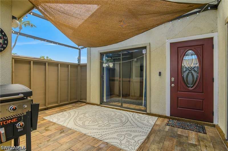 2 bedroom Townhouse at 8381 S Haven Ln, Cypress Lake Estates, Fort Myers — photo 1