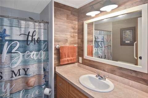 114 Snead Dr, North Fort Myers FL - photo 16 of 36