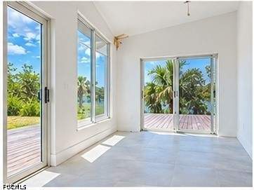 497 Lake Murex Cir, Sanibel FL - photo 7 of 20