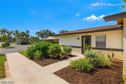 1071 Pine Isle Ln 1071, Naples FL - photo 20 of 30