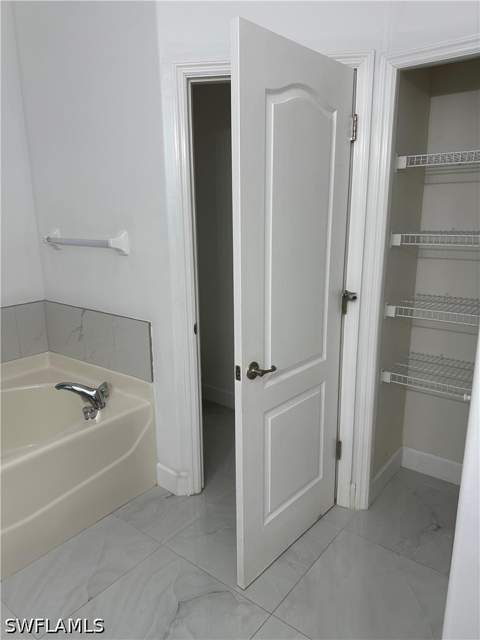 9561 Blue Stone Cir, Fort Myers FL - photo 17 of 28