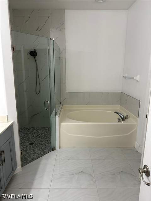 9561 Blue Stone Cir, Fort Myers FL - photo 22 of 28