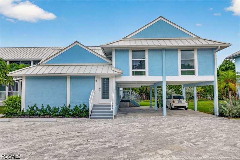 2 bedroom Condominium at 2840 W Gulf Dr 4, Seashells Of Sanibel Condo, Sanibel — photo 1