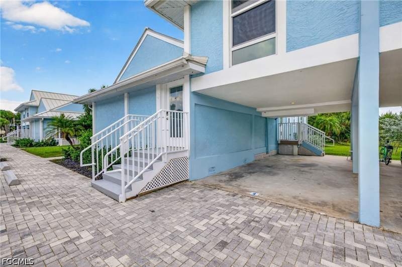 2 bedroom Condominium at 2840 W Gulf Dr 4, Seashells Of Sanibel Condo, Sanibel — photo 3
