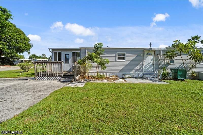 4 bedroom ManufacturedHome at 308 Cape Sable Dr, Naples Mobile Estates, Naples — photo 5