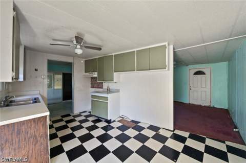 308 Cape Sable Dr, Naples FL - photo 7 of 33