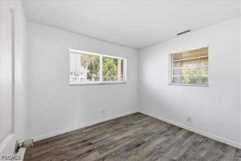 6106 Island Park Ct, Fort Myers FL - photo 10 of 28