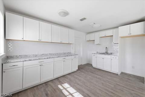 6106 Island Park Ct, Fort Myers FL - photo 6 of 28