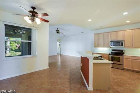 10601 Sir Michaels Place Dr, Bonita Springs FL - photo 15 of 35