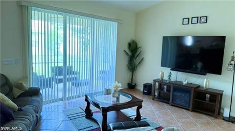10601 Sir Michaels Place Dr, Bonita Springs FL - photo 8 of 35