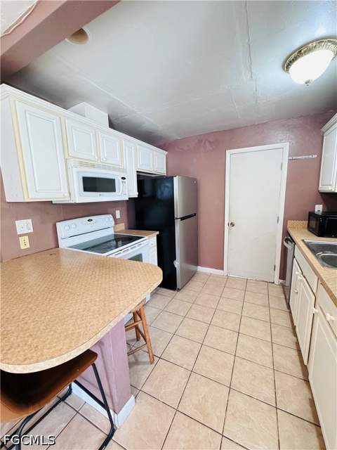 3735 Kelly St, Fort Myers FL - photo 11 of 29