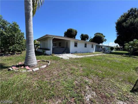 3735 Kelly St, Fort Myers FL - photo 6 of 29