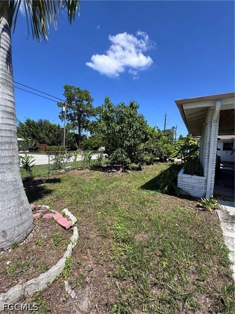 3735 Kelly St, Fort Myers FL - photo 7 of 29