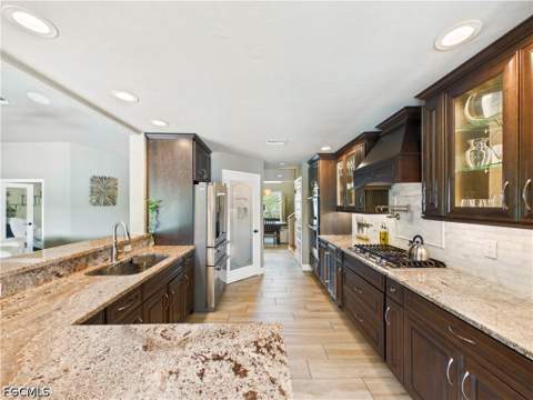 15492 Chloe Cir, Fort Myers FL - photo 10 of 40