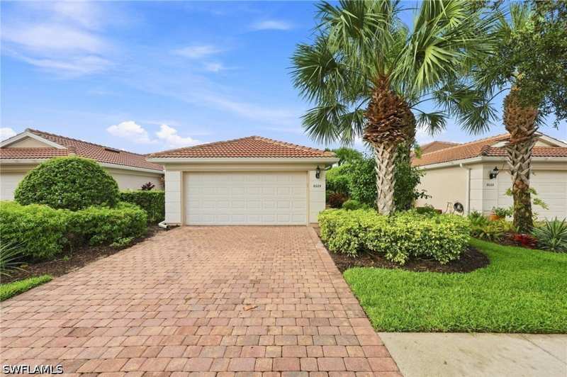3 bedroom Attached at 8664 Genova Ct, Verona Walk, Naples — photo 1