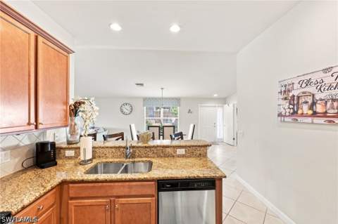 8664 Genova Ct, Naples FL - photo 14 of 50