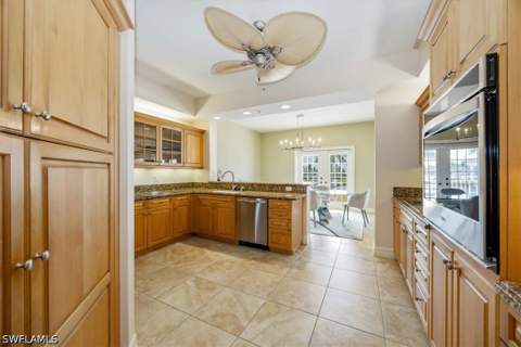 451 Bayfront Pl 5207, Naples FL - photo 7 of 30