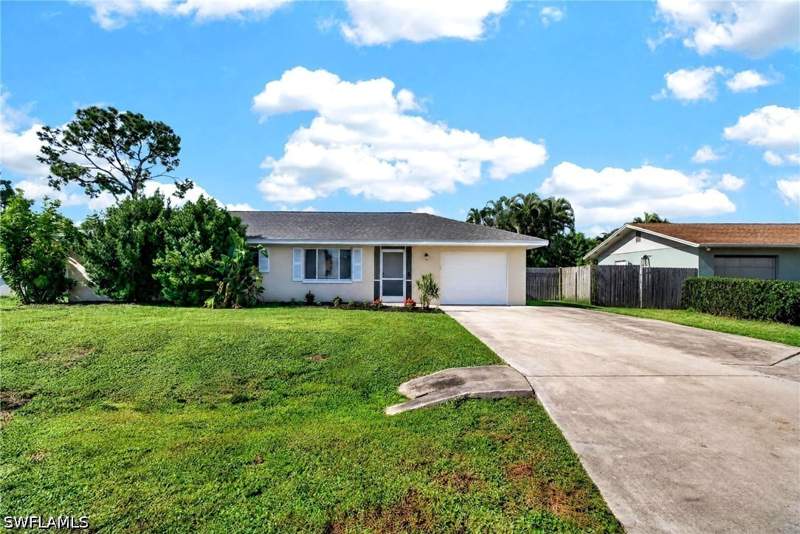 3 bedroom SingleFamilyResidence at 9197 Pomelo Rd E, San Carlos Park, Fort Myers — photo 2