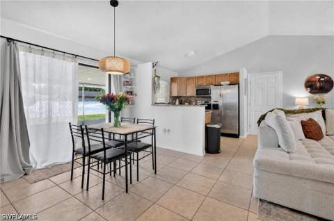 9197 Pomelo Rd E, Fort Myers FL - photo 6 of 23