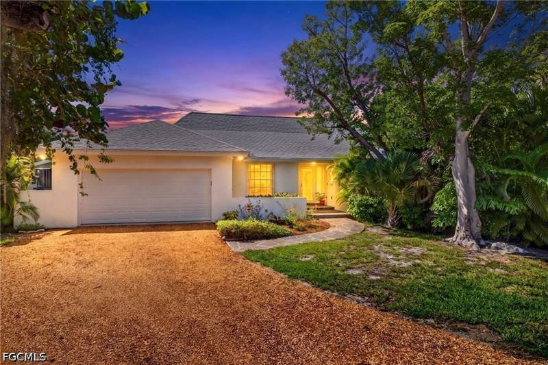 3 bedroom SingleFamilyResidence at 9436 Yucca Ct, Gumbo Limbo, Sanibel — photo 4