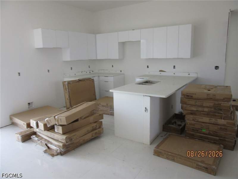 3 bedroom SingleFamilyResidence at 335 Rawlings Ave, Lehigh Acres, Lehigh Acres — photo 2