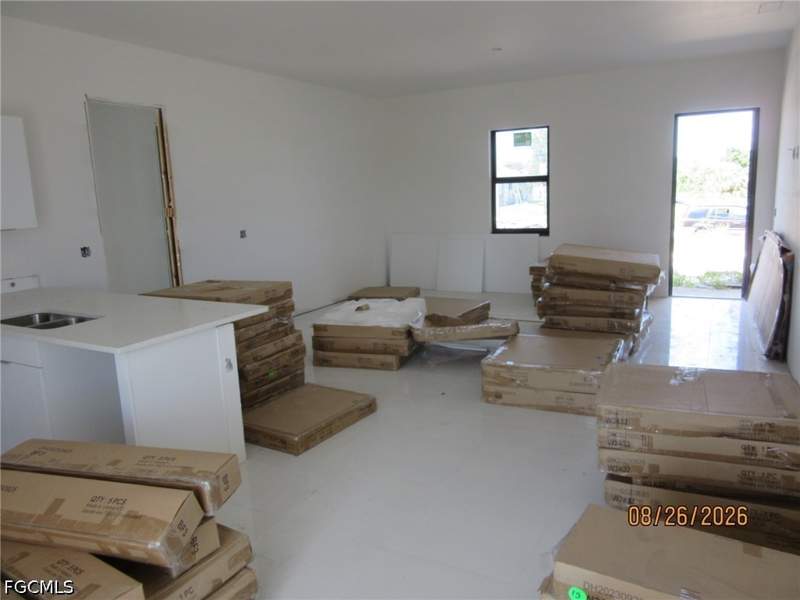 3 bedroom SingleFamilyResidence at 335 Rawlings Ave, Lehigh Acres, Lehigh Acres — photo 3