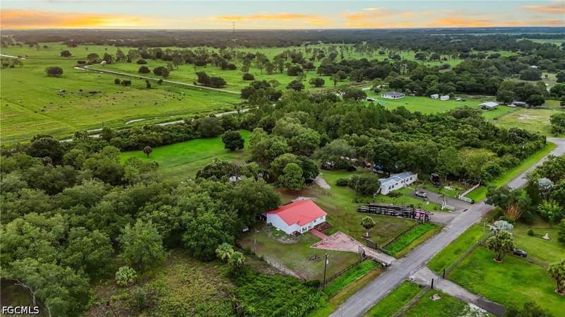 4 bedroom SingleFamilyResidence at 340 S Arboleda St, Montura Ranch Estates, Clewiston — photo 3