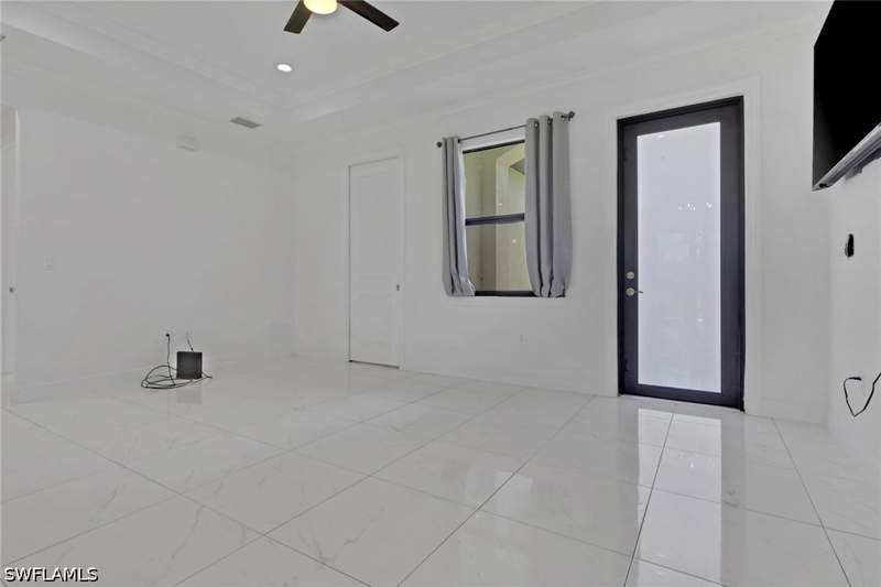 3 bedroom SingleFamilyResidence at 4352 24th Ave NE, Golden Gate Estates, Naples — photo 4