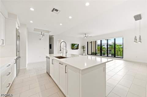 1115 Central Ave 448, Naples FL - photo 6 of 38