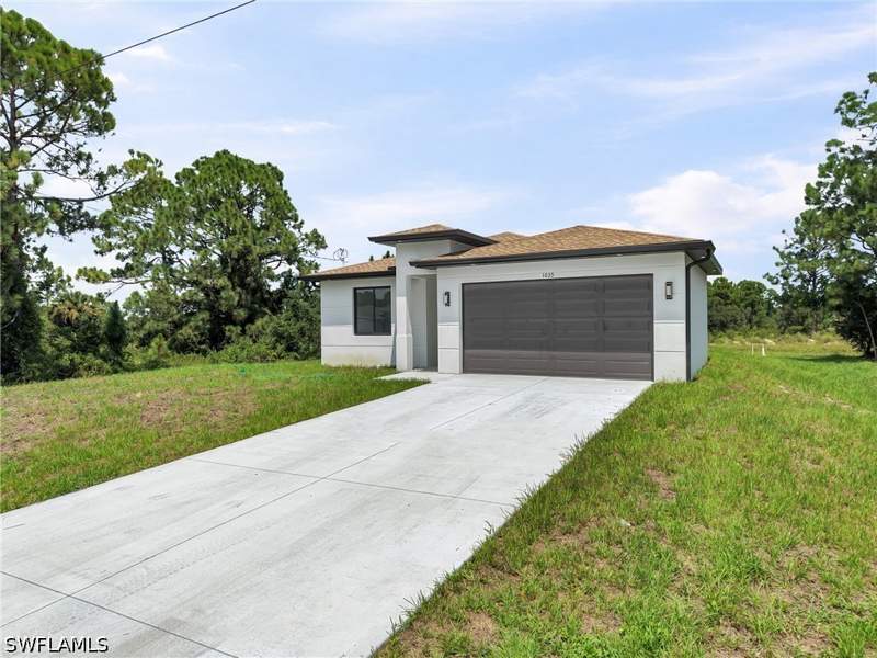 3 bedroom SingleFamilyResidence at 1035 Bandera St, Lehigh Acres, Lehigh Acres — photo 2