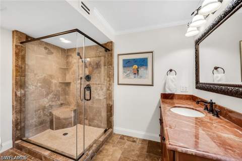 105 Clubhouse Ln 389, Naples FL - photo 17 of 42