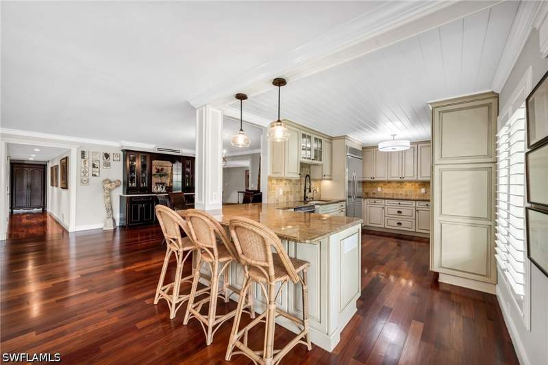 3 bedroom Condominium at 105 Clubhouse Ln 389, Wilderness Country Club, Naples — photo 5