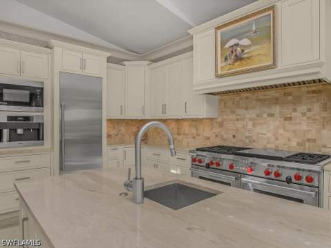 580 15th Ave S, Naples FL - photo 14 of 50