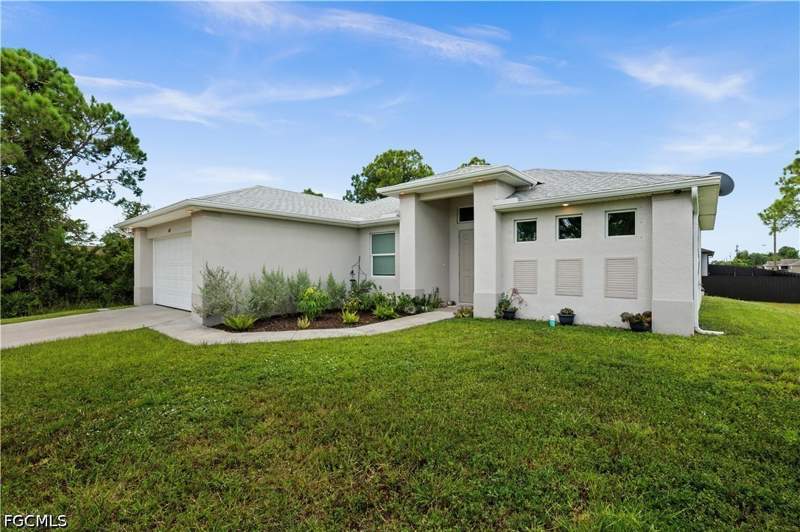 3 bedroom SingleFamilyResidence at 3417 14th St W, Lehigh Acres, Lehigh Acres — photo 3
