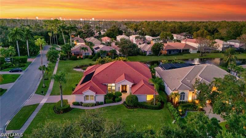 3 bedroom SingleFamilyResidence at 9736 Wilshire Lakes Blvd, Wilshire Lakes, Naples — photo 1