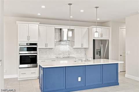13013 Pembroke Dr, Naples FL - photo 8 of 33